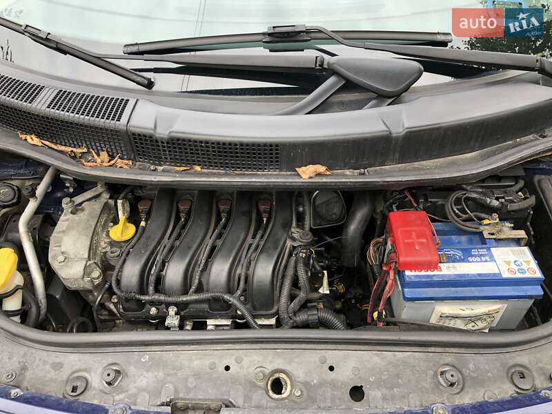 Минивэн Renault Scenic 2005 в Красилове фото 60 Минивэн Renault Scenic 2005 в Красилове