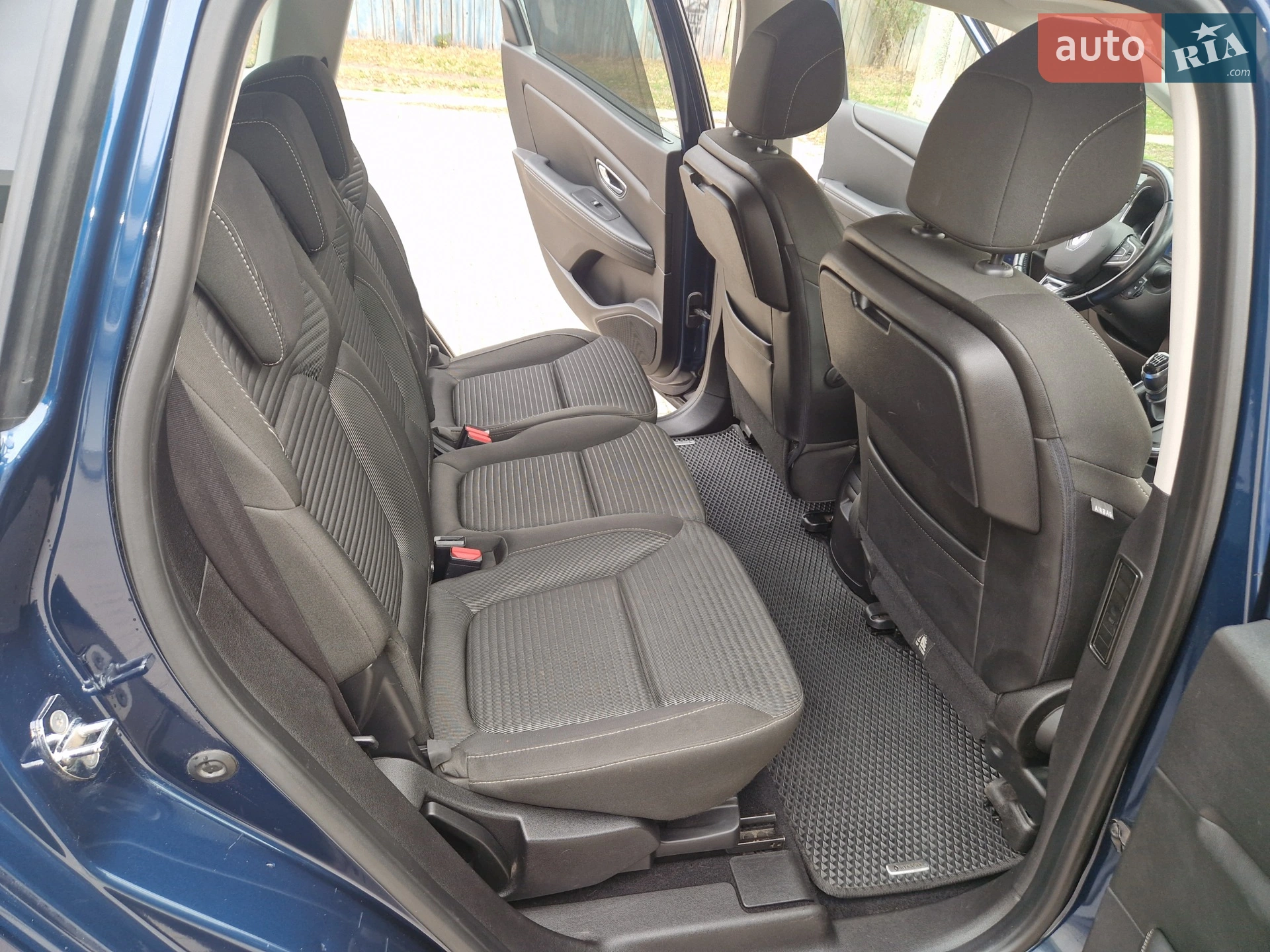 2017 Renault Scenic - мініатюра 12