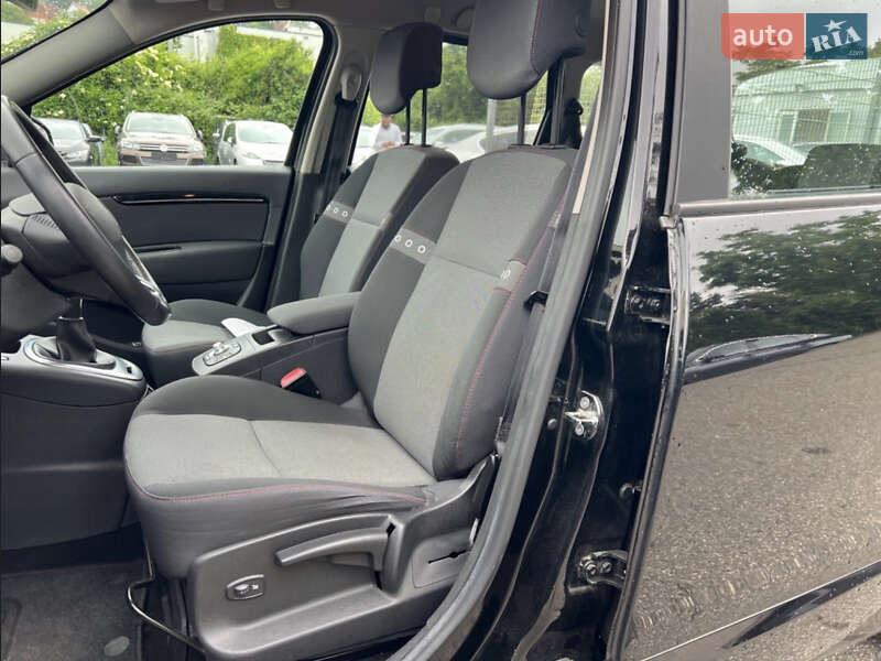 Минивэн Renault Scenic 2013 в Луцке фото 5 Минивэн Renault Scenic 2013 в Луцке