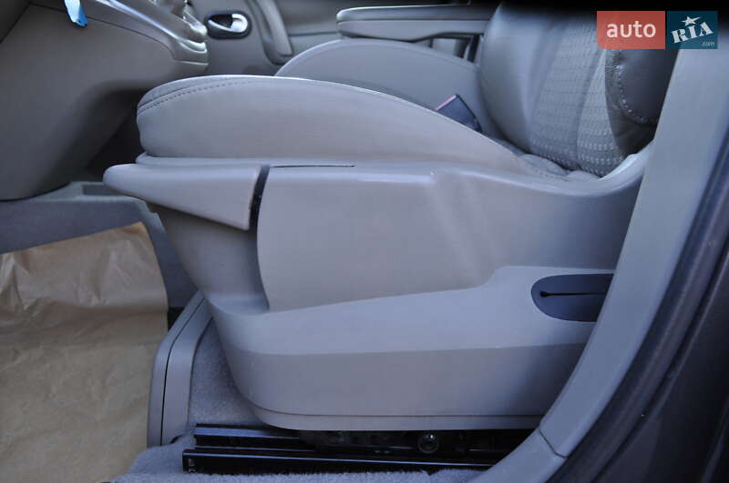 Минивэн Renault Scenic 2004 в Киеве фото 33 Минивэн Renault Scenic 2004 в Киеве