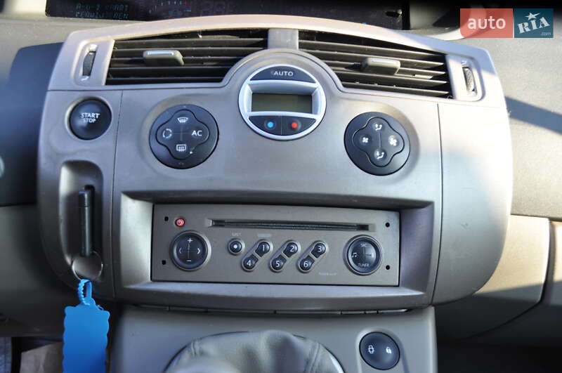 Минивэн Renault Scenic 2004 в Киеве фото 42 Минивэн Renault Scenic 2004 в Киеве