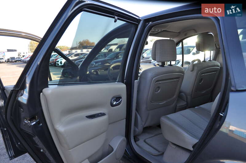Минивэн Renault Scenic 2004 в Киеве фото 43 Минивэн Renault Scenic 2004 в Киеве
