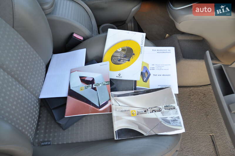 Минивэн Renault Scenic 2004 в Киеве фото 72 Минивэн Renault Scenic 2004 в Киеве