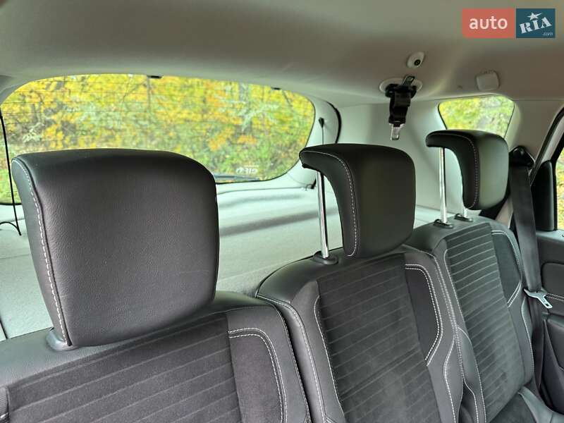 Мінівен Renault Scenic 2013 в Львові