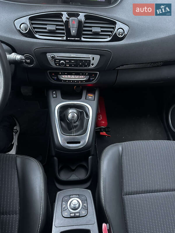 Минивэн Renault Scenic 2012 в Ровно фото 31 Минивэн Renault Scenic 2012 в Ровно