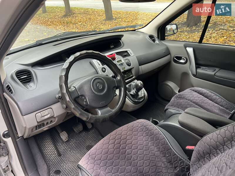 Минивэн Renault Scenic 2007 в Звягеле