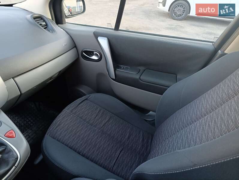 Минивэн Renault Scenic 2008 в Львове
