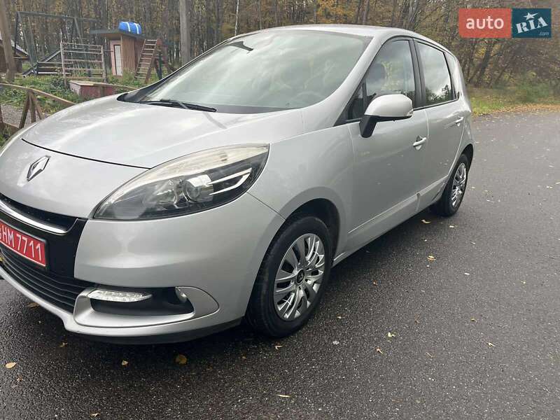 Минивэн Renault Scenic 2012 в Красилове