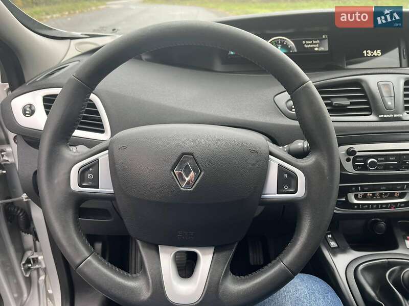 Минивэн Renault Scenic 2012 в Красилове