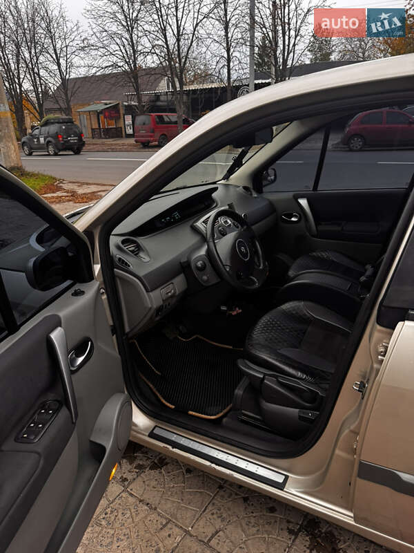 Мінівен Renault Scenic 2006 в Краматорську фото 11 Мінівен Renault Scenic 2006 в Краматорську