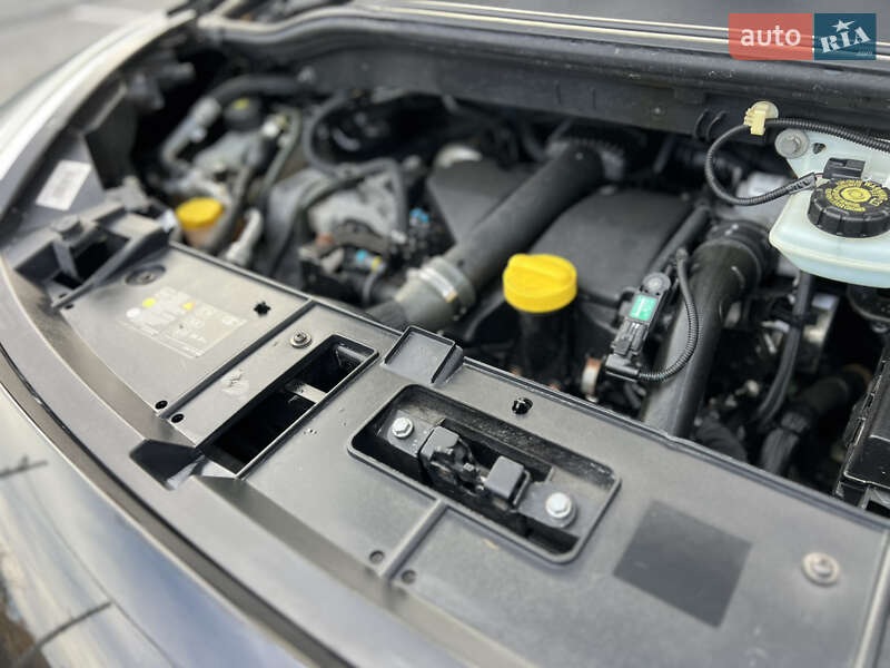 Минивэн Renault Scenic 2015 в Виннице