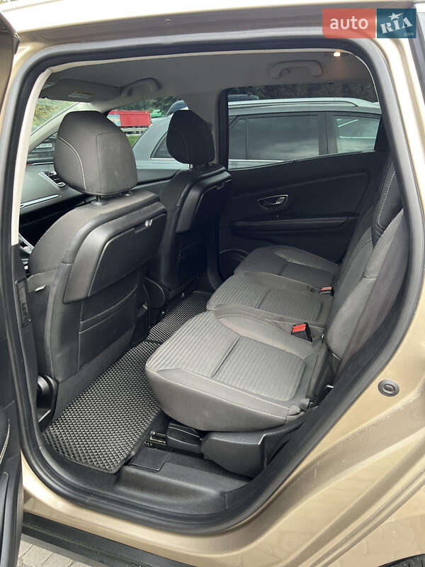 Мінівен Renault Scenic 2017 в Вінниці