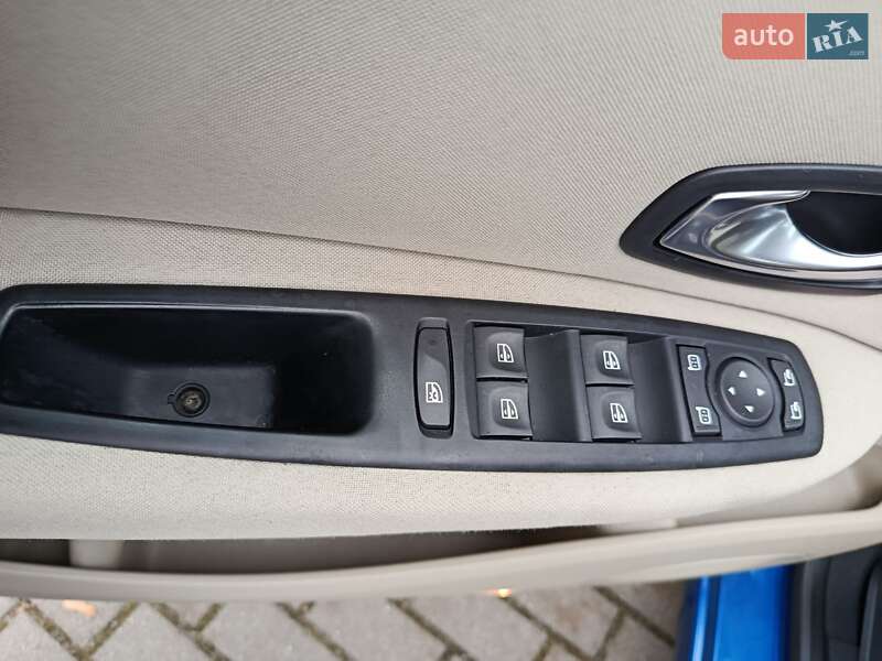 Минивэн Renault Scenic 2010 в Радивилове