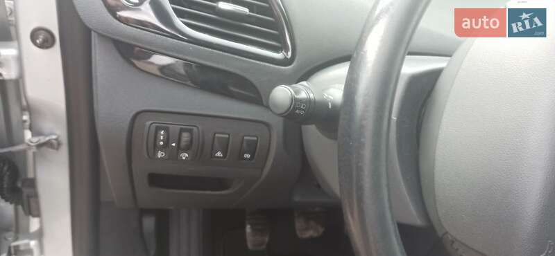 Мінівен Renault Scenic 2014 в Дубні