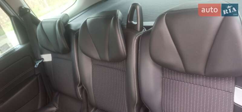 Мінівен Renault Scenic 2014 в Дубні