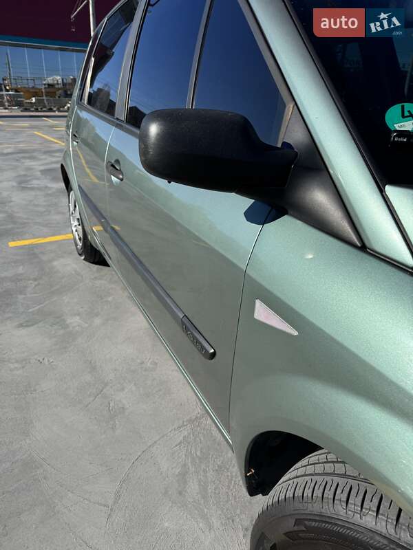 Мінівен Renault Scenic 2004 в Тернополі