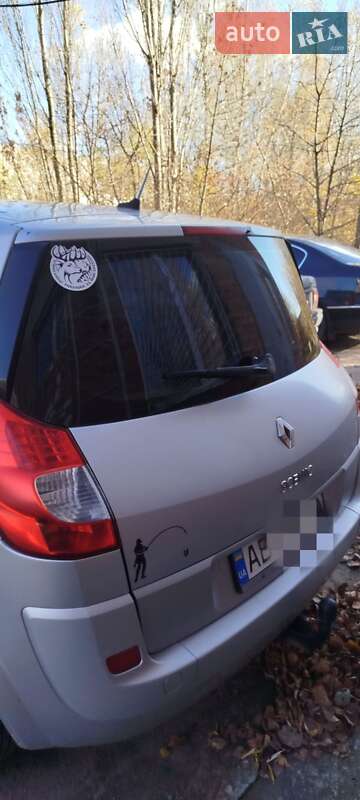 Минивэн Renault Scenic 2008 в Калиновке