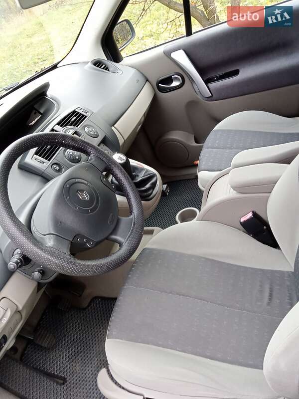 Мінівен Renault Scenic 2005 в Білій Церкві фото 15 Мінівен Renault Scenic 2005 в Білій Церкві
