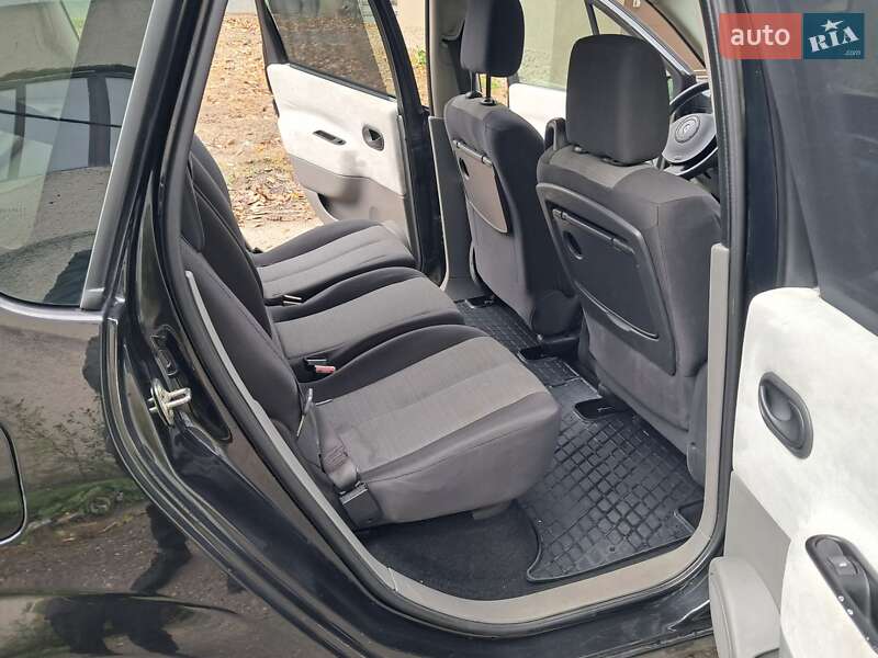 Минивэн Renault Scenic 2006 в Черновцах фото 18 Минивэн Renault Scenic 2006 в Черновцах