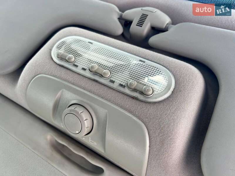 Минивэн Renault Scenic 2007 в Львове фото 31 Минивэн Renault Scenic 2007 в Львове