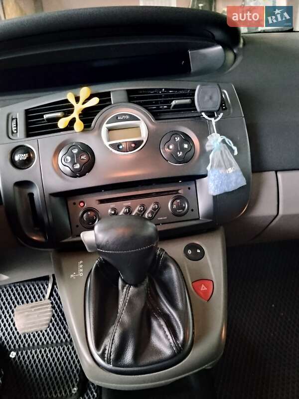 Мінівен Renault Scenic 2005 в Миргороді фото 23 Мінівен Renault Scenic 2005 в Миргороді