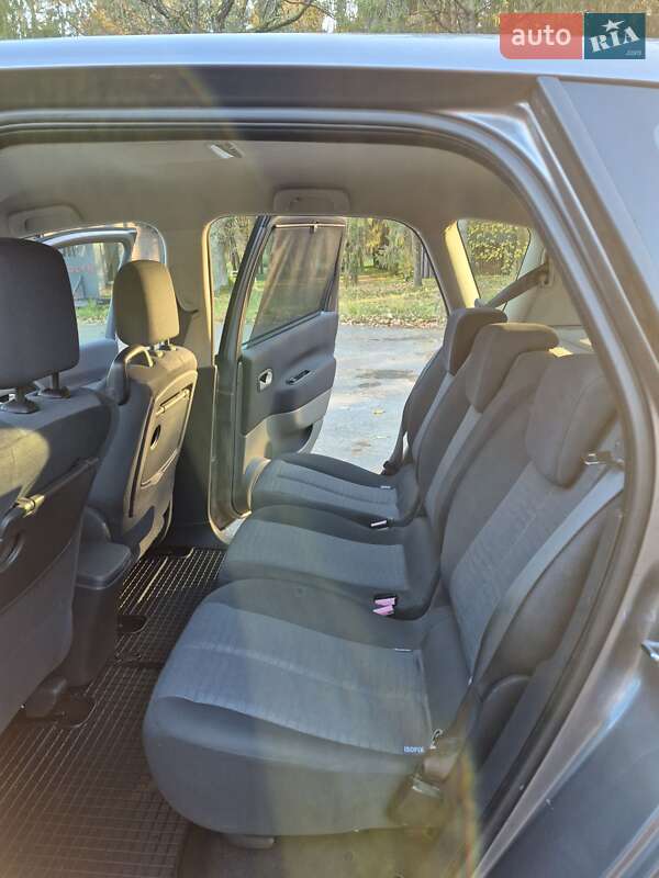 Минивэн Renault Scenic 2008 в Ровно фото 27 Минивэн Renault Scenic 2008 в Ровно