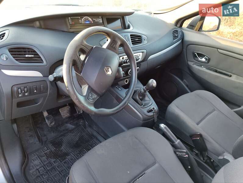 Минивэн Renault Scenic 2012 в Коломые