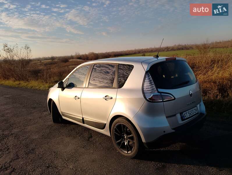 Минивэн Renault Scenic 2012 в Коломые