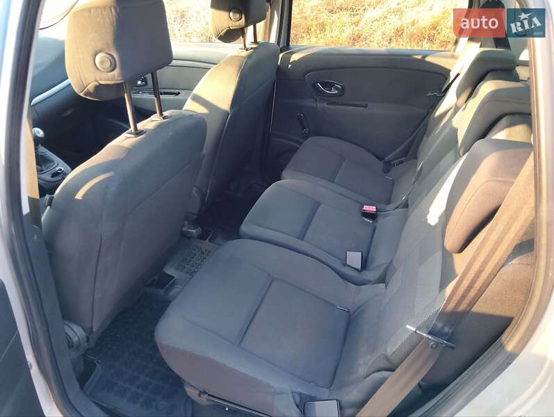 Минивэн Renault Scenic 2012 в Коломые