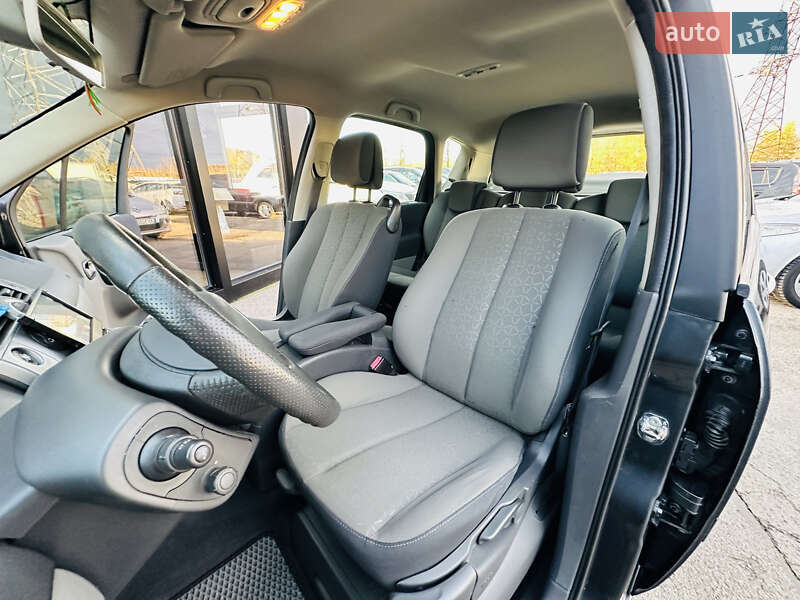 Мінівен Renault Scenic 2007 в Харкові фото 34 Мінівен Renault Scenic 2007 в Харкові