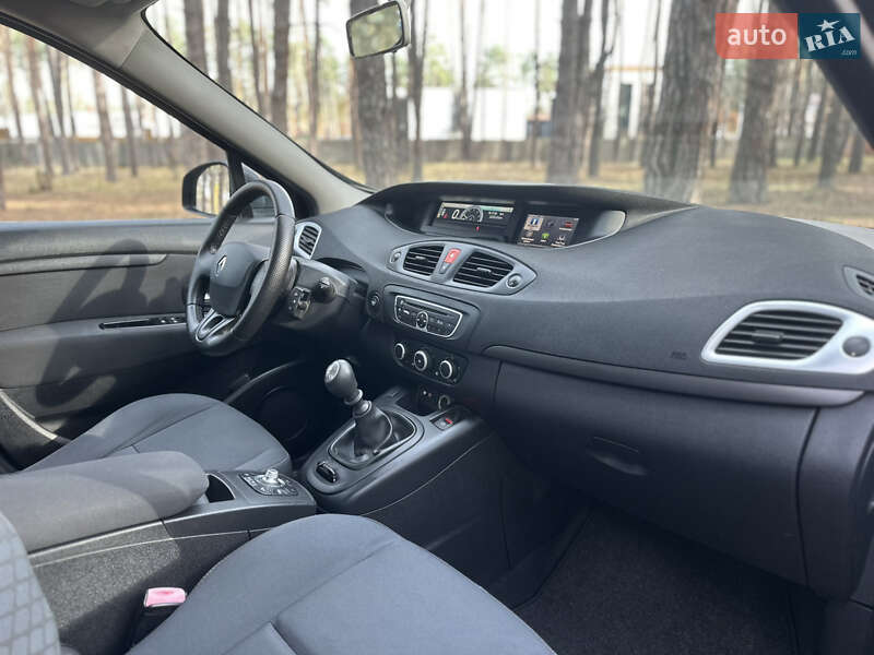 Минивэн Renault Scenic 2010 в Киеве