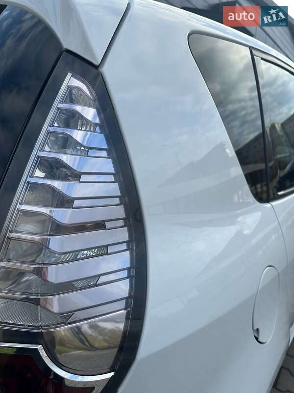 Минивэн Renault Scenic 2012 в Великих Мостах фото 3 Минивэн Renault Scenic 2012 в Великих Мостах