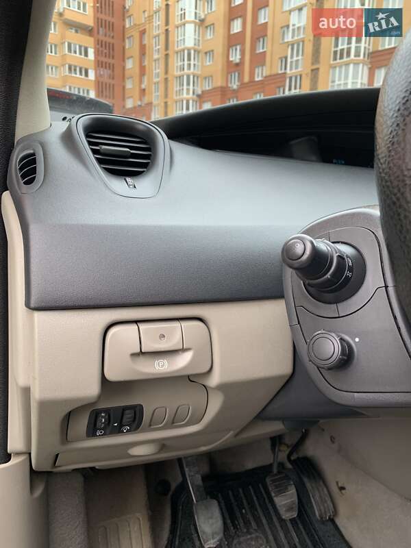 Мінівен Renault Scenic 2006 в Тернополі фото 19 Мінівен Renault Scenic 2006 в Тернополі