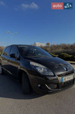 Минивэн Renault Scenic 2010 в Днепре