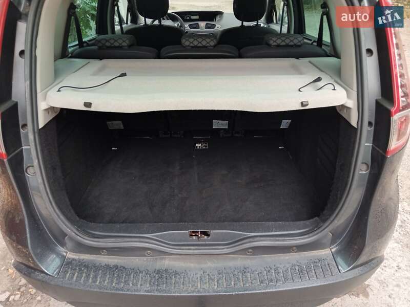 Мінівен Renault Scenic 2011 в Дніпрі