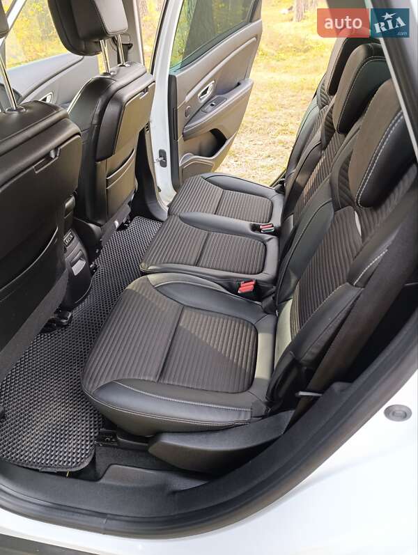 Мінівен Renault Scenic 2017 в Житомирі