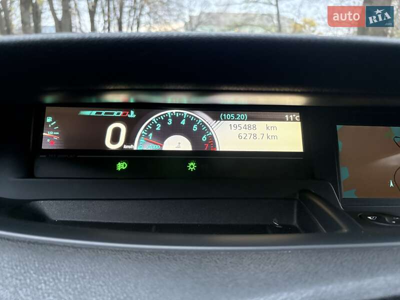 Мінівен Renault Scenic 2012 в Ніжині