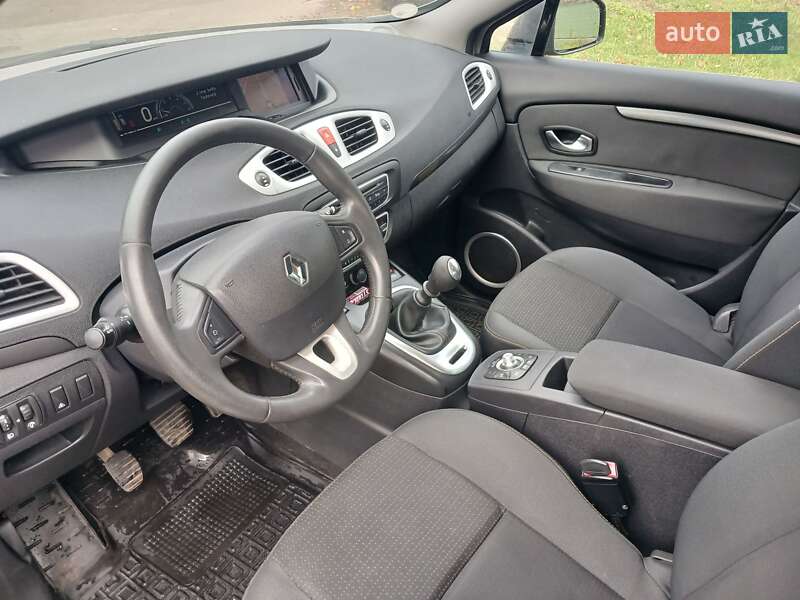 Минивэн Renault Scenic 2010 в Черкассах фото 5 Минивэн Renault Scenic 2010 в Черкассах
