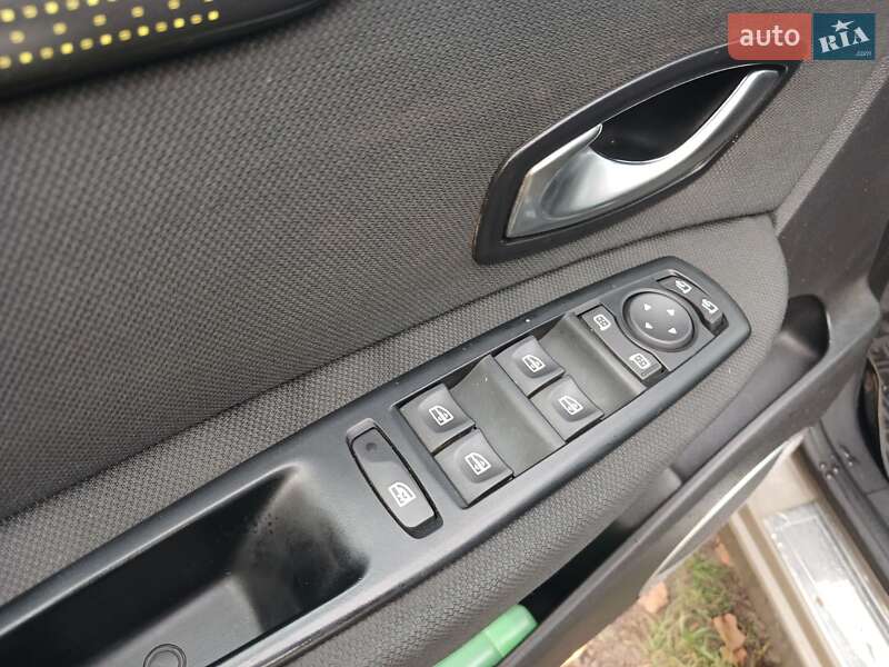 Минивэн Renault Scenic 2010 в Черкассах фото 14 Минивэн Renault Scenic 2010 в Черкассах
