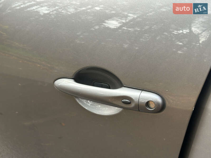 Мінівен Renault Scenic 2015 в Львові