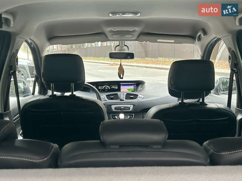 Мінівен Renault Scenic 2015 в Львові
