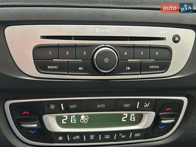 Мінівен Renault Scenic 2015 в Львові