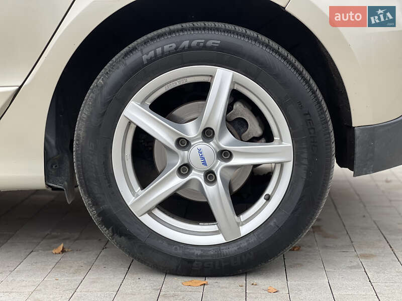 Минивэн Renault Scenic 2010 в Луцке фото 63 Минивэн Renault Scenic 2010 в Луцке