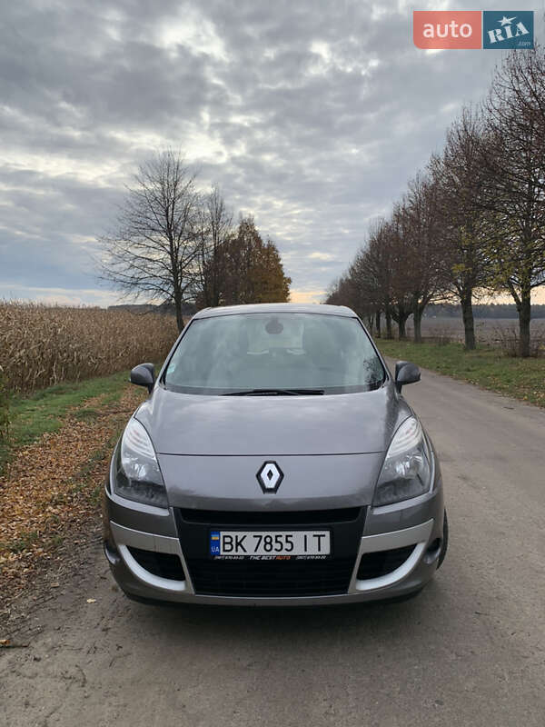 Renault Scenic 2010 Renault Scenic 2010