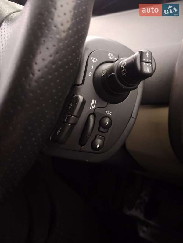 Мінівен Renault Scenic 2006 в Рівному фото 18 Мінівен Renault Scenic 2006 в Рівному