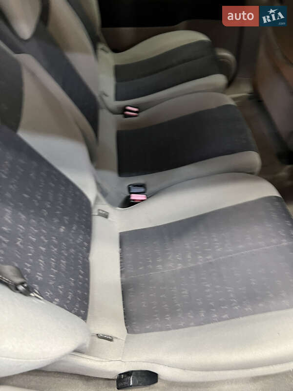 Мінівен Renault Scenic 2003 в Львові фото 22 Мінівен Renault Scenic 2003 в Львові