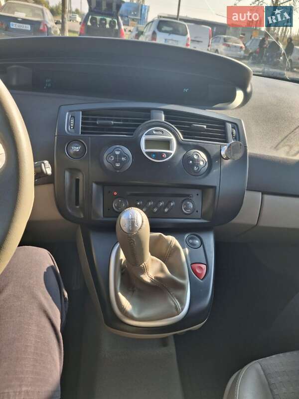 Минивэн Renault Scenic 2005 в Хотине фото 11 Минивэн Renault Scenic 2005 в Хотине