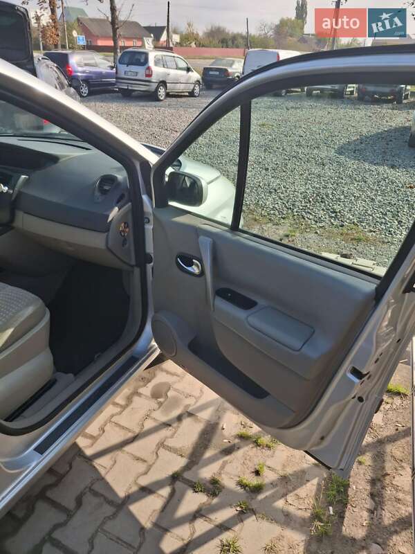 Минивэн Renault Scenic 2005 в Хотине фото 19 Минивэн Renault Scenic 2005 в Хотине
