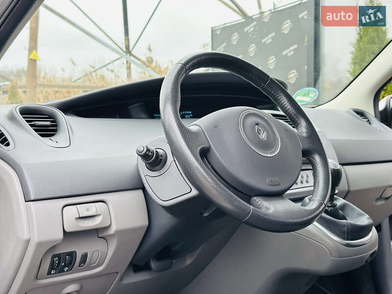 Минивэн Renault Scenic 2009 в Харькове