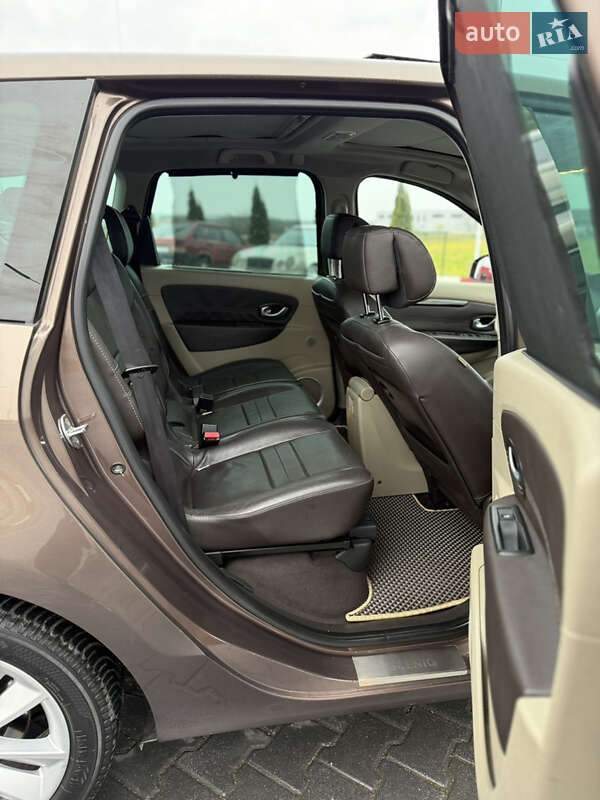 Минивэн Renault Scenic 2009 в Черновцах